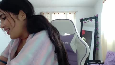 Snapshot of inocentheaven chatting on 12/11/24, 03:26 Celeste online show from 12/11/24, 03:26