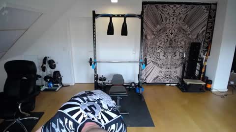 insanemaxxx online show from 12/02/24, 09:35