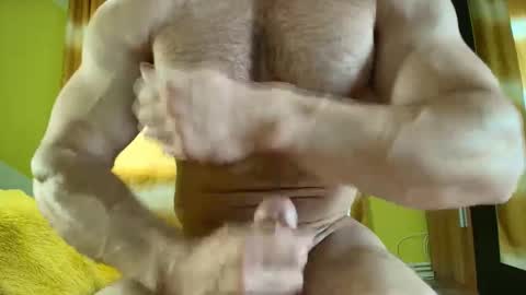 Snapshot of insanephisique chatting on 10/29/25, 06:37 insanephisique online show from 10/29/25, 06:37