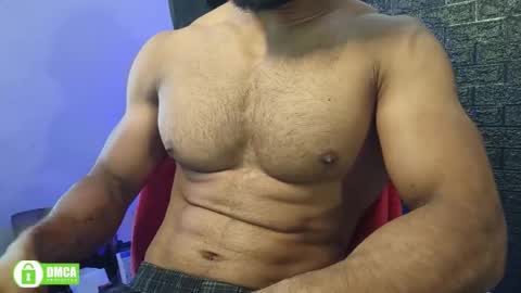 Snapshot of insanestud_miles chatting on 11/25/25, 06:46 Miles online show from 11/25/25, 06:46