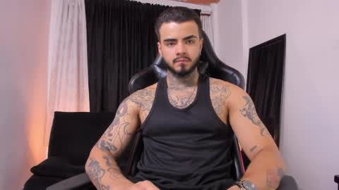 Snapshot of insolemnia chatting on 04/11/26, 02:05 Brayan Chavez online show from 04/11/26, 02:05