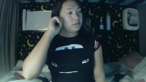 Snapshot of insulting_whoreifica chatting on 04/12/26, 03:00 MAXINE online show from 04/12/26, 03:00