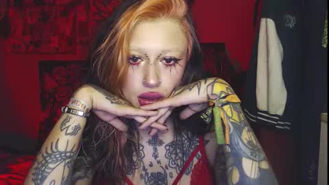 Snapshot of insunnity666 chatting on 10/14/25, 08:20 Insunnity666 online show from 10/14/25, 08:20