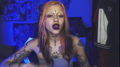 Snapshot of insunnity666 chatting on 10/16/25, 09:27 Insunnity666 online show from 10/16/25, 09:27