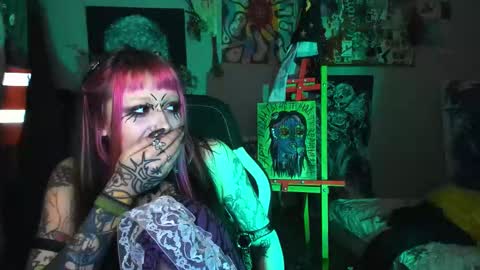 Snapshot of insunnity666 chatting on 03/05/26, 09:11 Insunnity666 online show from 03/05/26, 09:11