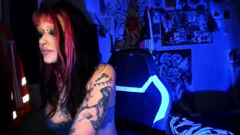 Snapshot of insunnity666 chatting on 03/30/26, 08:21 Insunnity666 online show from 03/30/26, 08:21