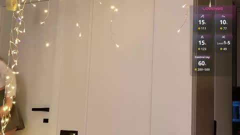 Snapshot of intelligencer chatting on 01/13/26, 11:10 Sofi online show from 01/13/26, 11:10