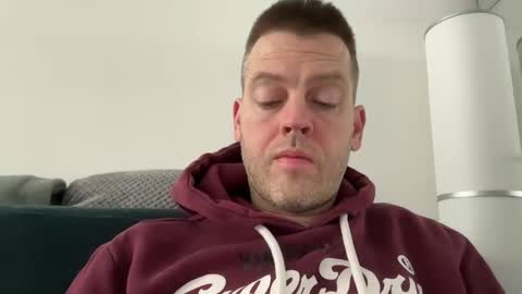 Snapshot of interestedhun chatting on 10/04/25, 09:40 InterestedHun online show from 10/04/25, 09:40