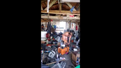 Snapshot of inthegaragetoday101 chatting on 02/02/26, 01:04 inthegaragetoday101 online show from 02/02/26, 01:04