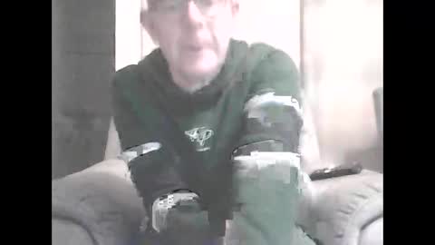 Snapshot of inthemood63 chatting on 02/21/25, 12:05 inthemood63 online show from 02/21/25, 12:05