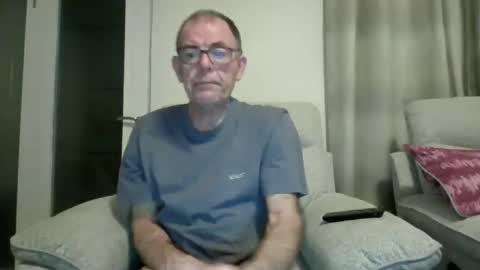 Snapshot of inthemood63 chatting on 04/24/26, 10:01 inthemood63 online show from 04/24/26, 10:01