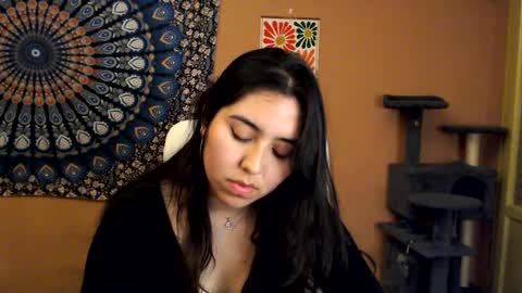 Snapshot of intimatetales chatting on 02/19/25, 08:20 Africa online show from 02/19/25, 08:20