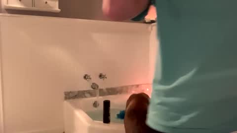 IntoTheWoodsWeGo online show from 09/25/25, 10:02