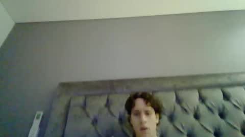 Snapshot of introducingthebrilliance chatting on 11/17/25, 05:02 WillyTripleXxx online show from 11/17/25, 05:02