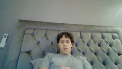 Snapshot of introducingthebrilliance chatting on 04/23/26, 04:35 WillyTripleXxx online show from 04/23/26, 04:35