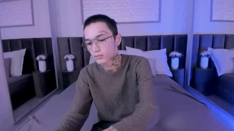 ionarne online show from 11/08/25, 12:16