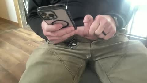 Snapshot of iowafarmcock chatting on 02/12/25, 03:49 iowafarmcock online show from 02/12/25, 03:49