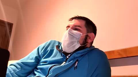 Snapshot of iplaywithu221 chatting on 10/14/25, 09:15 iplaywithu221 online show from 10/14/25, 09:15