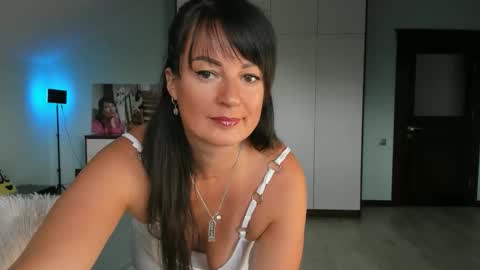 iracherrynow online show from 10/05/25, 11:08