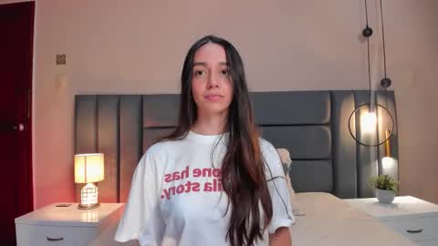 Irem Lee online show from 09/25/25, 09:29