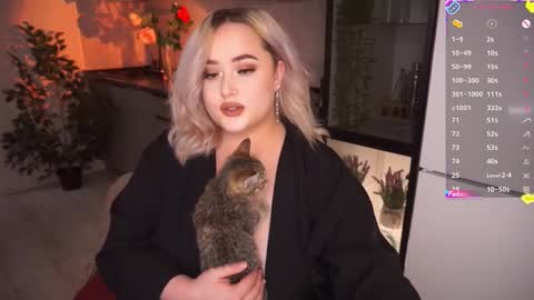 Irena Barr online show from 09/21/25, 04:41