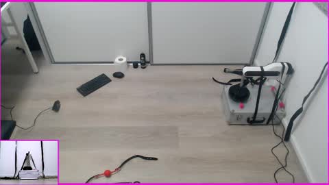 Snapshot of irenasub chatting on 02/12/25, 09:31 Irena online show from 02/12/25, 09:31