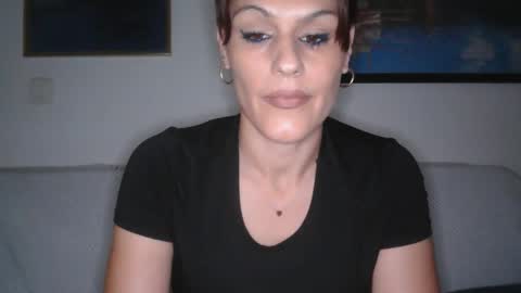 irene online show from 09/23/25, 10:18