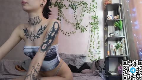 Snapshot of ireneclark chatting on 04/02/26, 09:51 Grace online show from 04/02/26, 09:51