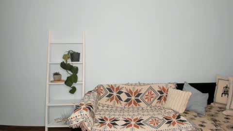 Irene online show from 03/06/25, 11:20