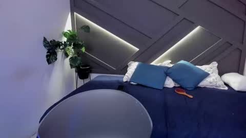 Iris Rosse online show from 01/24/25, 09:15