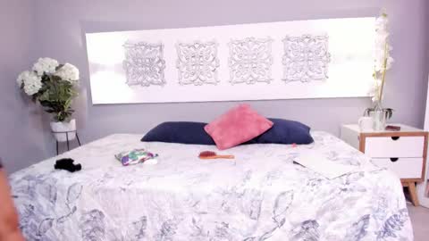 Iris Rosse online show from 03/05/25, 08:53