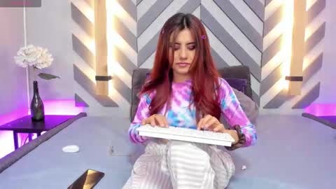 Iris Rosse online show from 09/12/25, 04:29