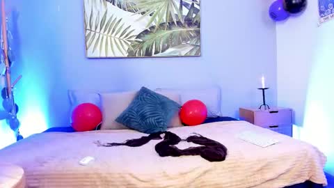 Iris Rosse online show from 10/28/25, 05:48