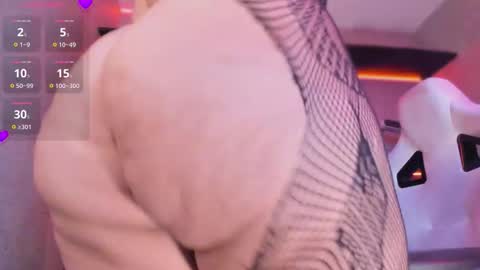 iriisfeitan online show from 09/26/25, 11:47