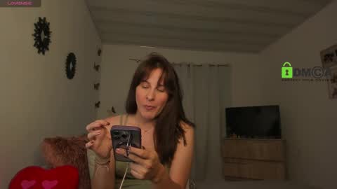 Snapshot of irina_05 chatting on 03/06/25, 10:58 IRINA online show from 03/06/25, 10:58