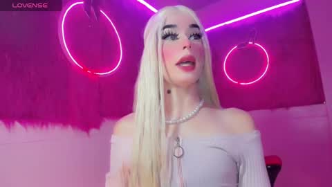 Snapshot of irina_lechera_ chatting on 01/15/25, 07:55 Irina online show from 01/15/25, 07:55