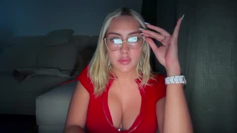 Snapshot of irinanovnahs chatting on 07/23/26, 03:04 Im Irina online show from 07/23/26, 03:04