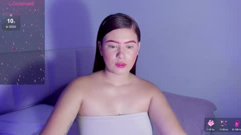 Snapshot of irinastone_ chatting on 11/13/25, 01:26 Irina online show from 11/13/25, 01:26