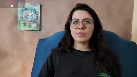 Snapshot of irinasweet1 chatting on 04/03/26, 01:36 Irina online show from 04/03/26, 01:36