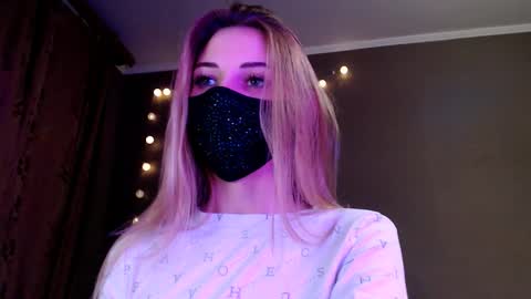 Lily online show from 01/18/26, 03:38