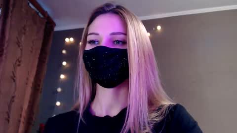 Lily online show from 02/11/26, 03:06