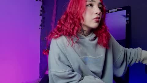  Iris  online show from 02/06/26, 05:12