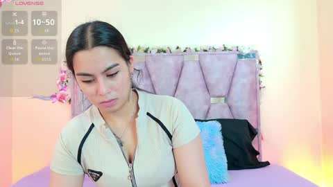Snapshot of iris_mandarinne chatting on 05/31/26, 05:20 Iris online show from 05/31/26, 05:20