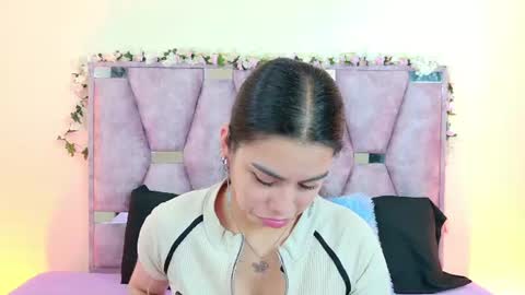 Snapshot of iris_mandarinne chatting on 06/16/26, 04:31 Iris online show from 06/16/26, 04:31