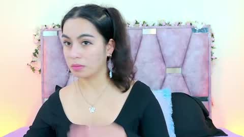 Snapshot of iris_mandarinne chatting on 06/19/26, 05:39 Iris online show from 06/19/26, 05:39