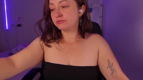 natalia online show from 12/23/24, 03:01