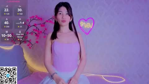 Snapshot of iris_on_cam chatting on 09/19/25, 07:14 iris on cam online show from 09/19/25, 07:14
