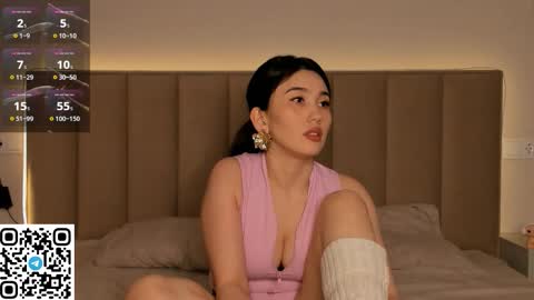 Snapshot of iris_on_cam chatting on 03/23/26, 06:45 iris on cam online show from 03/23/26, 06:45