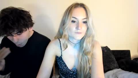 Snapshot of iris_roslin chatting on 06/24/26, 02:21 Iris 3 online show from 06/24/26, 02:21