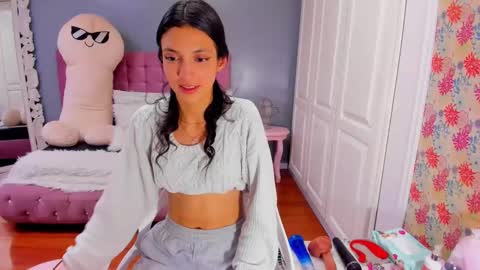 Snapshot of iris_stone_ chatting on 01/10/25, 07:32 Iris online show from 01/10/25, 07:32